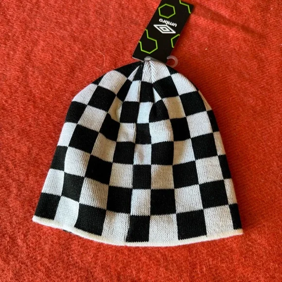 Umbro  Checkered Beanie - Black and White - Picture 3 of 4
